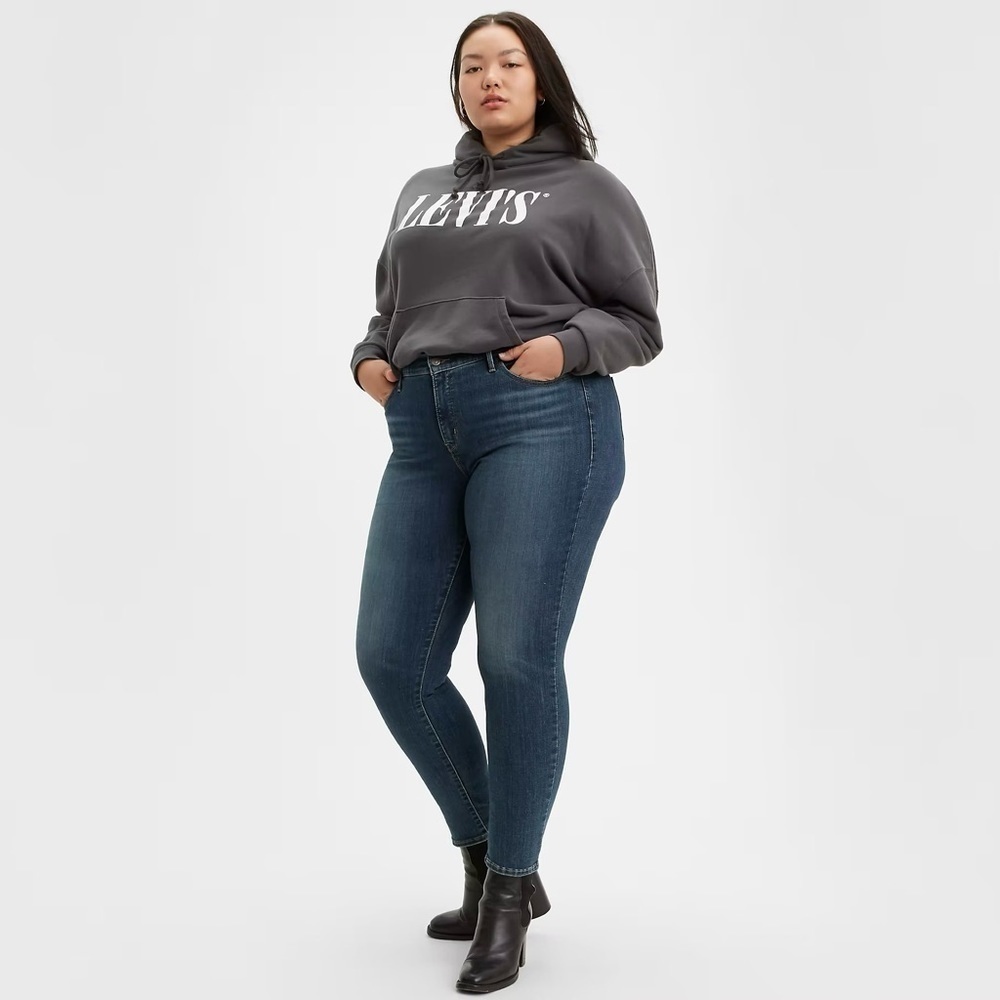 Levi’s 22W NWT 311 SHAPING SKINNY WOMEN'S JEANS (PLUS SIZE) Mid Rise Slimming